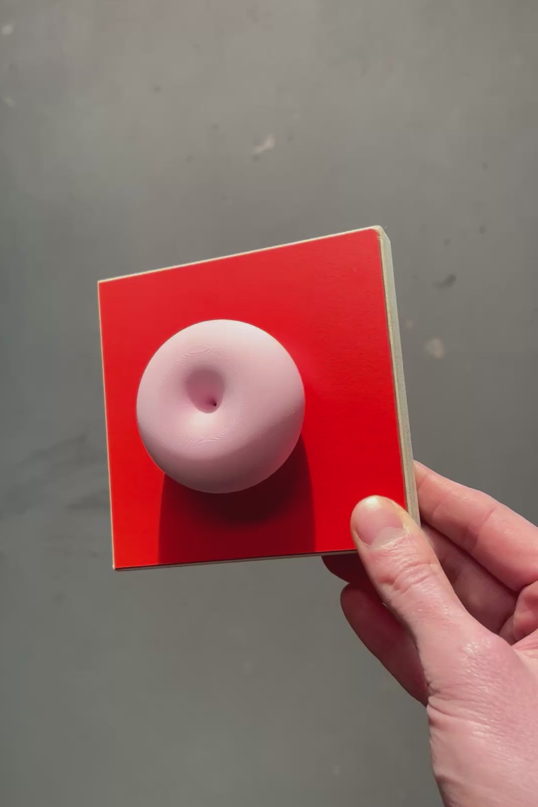 Load video: Puff handle